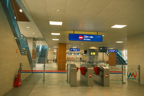 Comment organiser un camping pour une expédition de randonnée en région de glaciers en été ?